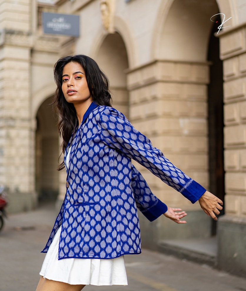 Krushnachuda-Blue-Dahlia