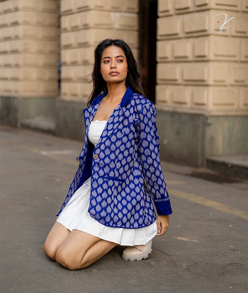 Krushnachuda-Blue-Dahlia